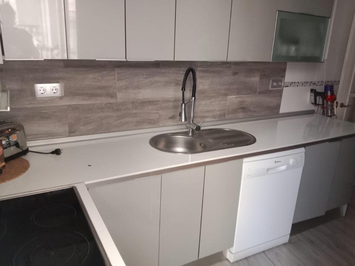 Habitacion Privada Tarragona Con Cocina Salon Y Terraza Piso Compartido 外观 照片